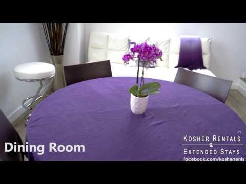 3 story guesthouse with 2 bedrooms + loft in Pico Robertson / Beverly Hills adjacent. Sleeps 6