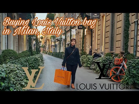 Comprando uma bolsa Louis Vuitton em Milão, Itália
