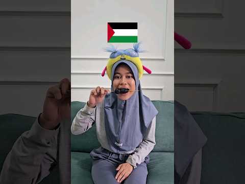 Eating grapes 4 languages ​​including Palestinian 🇵🇸