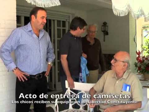 Acto entrega camisetas de Libertad Constituyente FC