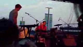 Clap Your Hands Say Yeah - Is This Love - Live - Jrarrmy.com