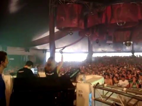 Joachim Garraud ft. ZE REBELLE @ Tomorrowland 2010