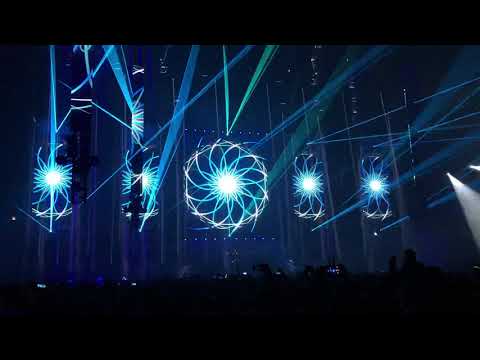 Pryda - Elements @ TM Prague 2018 Grum