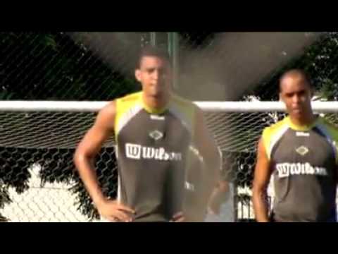 Jogador aos 25 anos.