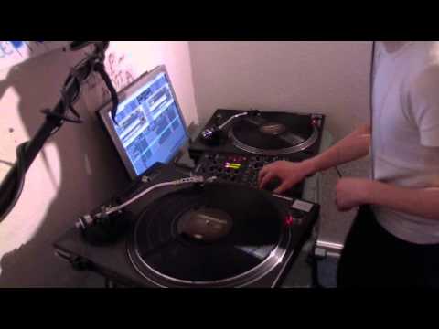 DJ DeepAqua 10min. Mix #6 TECHNO4EVER.FM