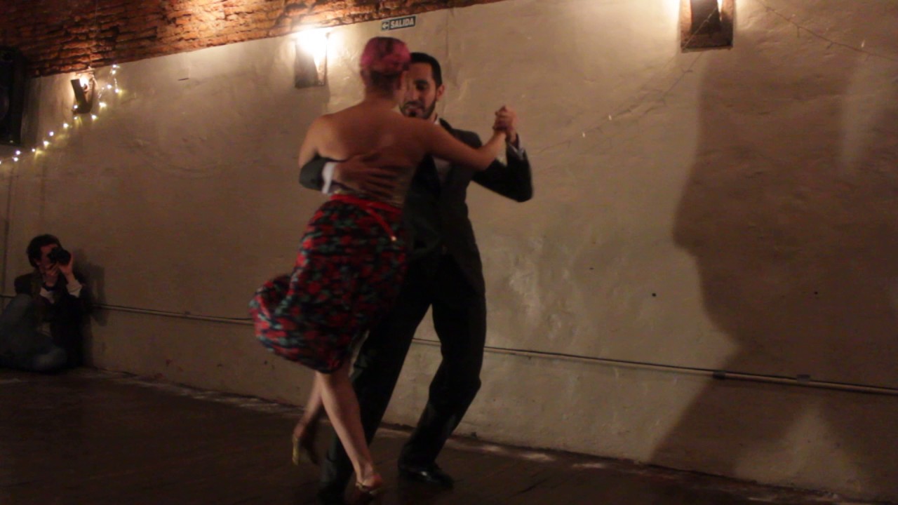 Carolina Couto y Emanuel Ledesma - 15/5/2017 - Muy Lunes 2/4