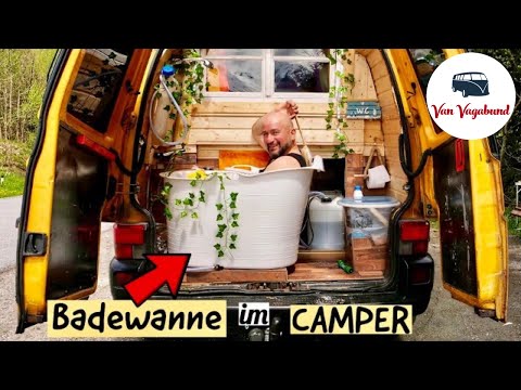 A bathtub in a camper van. The cool VW T4 of a brilliant world traveler. Van life at its best.