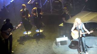 Delta Goodrem LIVE - Knocked Out - Hamer Hall, Melbourne (07 Nov 2012)