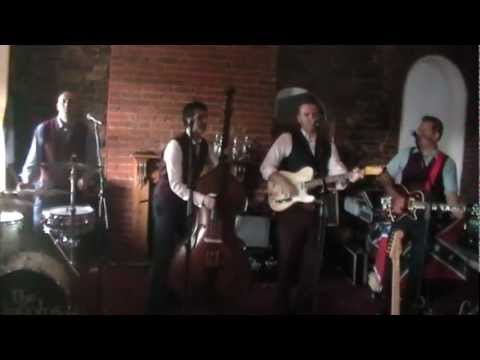 The Lincolns Adelaide, going up the country on an Ali Kat Guitar