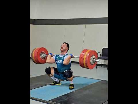 Sahzad Matyakubov (110) 215 kg clean + front squat + jerk