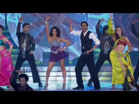 Jacquline & Arjun Rampal Dance at Zee Cine Awards 2011
