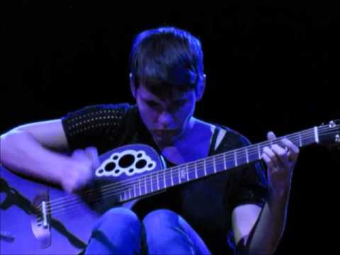 10/15 Kaki King - Ingots (cut) @ Livorno Rock Village, Livorno, Italy (07/07/2012)