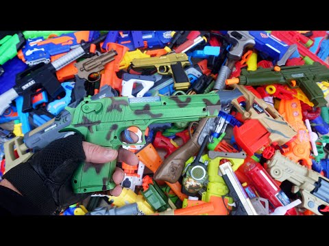 Heavy Guns Arsenal Toys! Hundreds of Weapon Toys !!