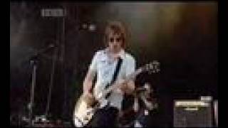 Supergrass - Strange Ones - V Festival 2002