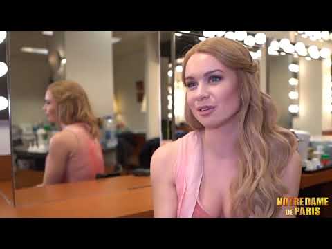 Notre Dame de Paris CANADA - Valerie Carpentier (Fleur de Lys)