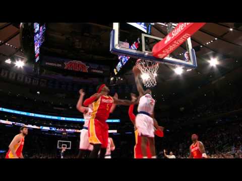 Langston Galloway Sneaks Through for the Put-Back Slam
