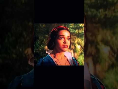 Snow white's excessive face reactions