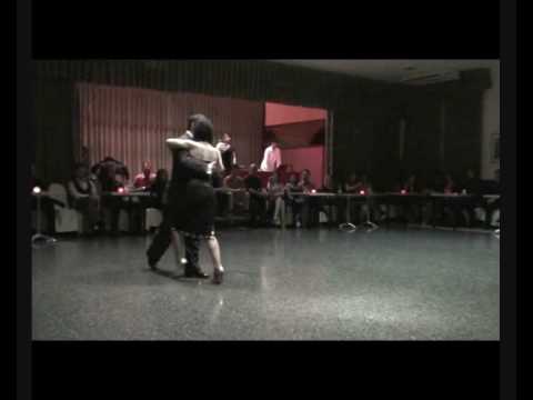  Cristina Sosa  and  Daniel Nacucchio  are  dancing  to  the  tango  "  Pensalo Bien  "
