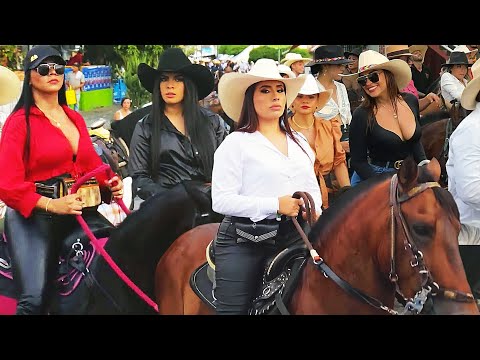 Incredible HORSE RIDING | Increíble CABALGATA, COLOMBIA | Horseback riding in Tuluá - Valle #3