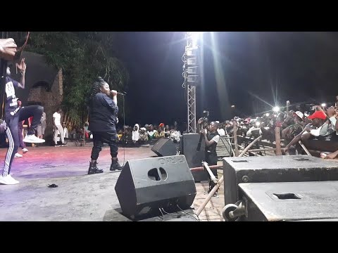 Queen Kadjah Live Kadjah at Kinna Birthday Bash (Harare Gardens)2022 live no stage.