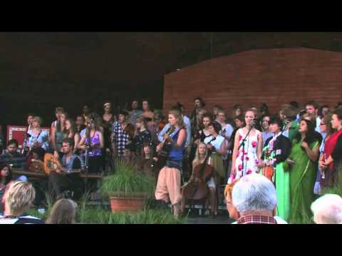 Hanna Mia on Skansen with the Ethno Orchestra - Maístjarnan