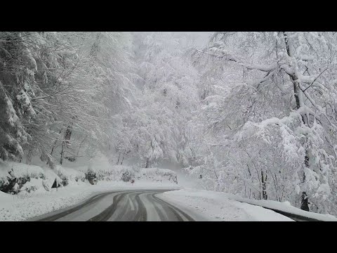 Winter Drive and Snow - beautiful road in Romania!