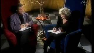Eva Dahlgren - En blekt blondins resor - 15 Intervju (Porträtt)
