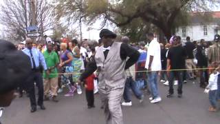 Keep'n It Real 2013 Second Line Parade with Hot 8 Brass Band 'Its About To Go Down'