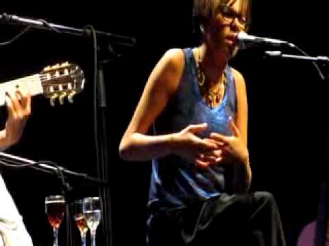 Maria Gadú e Caetano Veloso - Nosso Estranho Amor