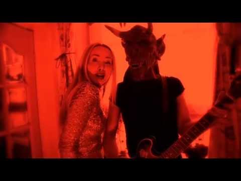 Wannab.B by EILEEN DALY AND BEN Video