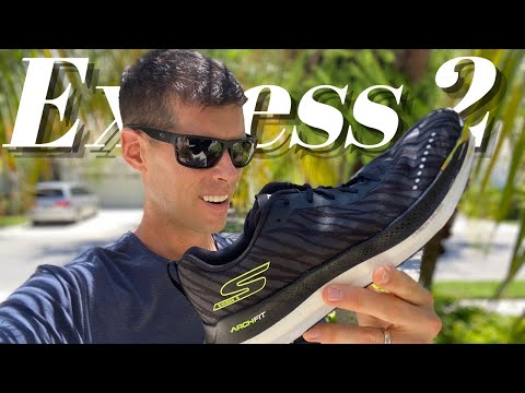 SKECHERS GO RUN EXCESS 2: A hyper-comfy wearin’, Hyper Burst foamin’, solid pricin’ speedy shoe!