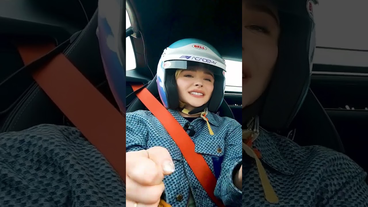 Managing Director, Susie Wolff takes Actress, #chloegracemoretz for a spin around COTA🇺🇸.