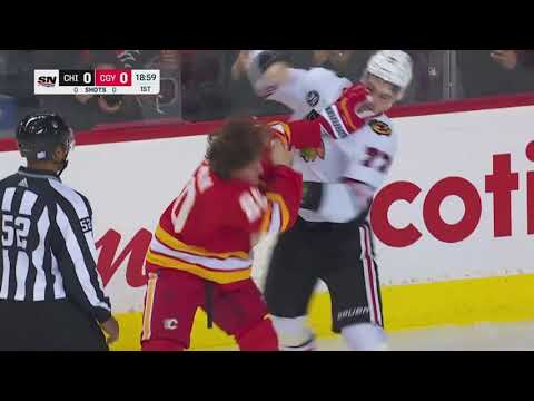 NHL Fight - Blackhawks @ Flames - Dach vs Coleman - 23/11/2021