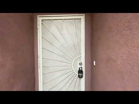3 Bedroom Town Home Available Near 2nd St SW & Avenida Cesar Chavez / Dolores Huerta! property video