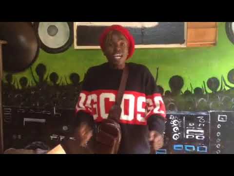 JABIDII AKICHEZA KIBABA_BABA