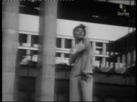 1965 Goldfinger music video - Shirley Bassey