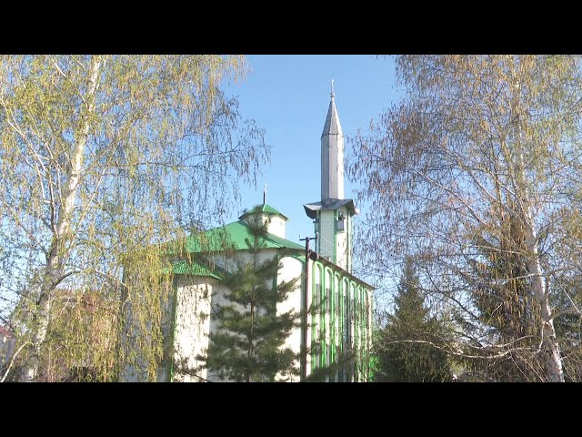 Нурлатцы отметили один из двух значимых праздников в исламе – Ураза-байрам