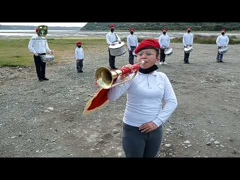 Muestra presentación banda escolar Lan Küyen en Isla Aucar, diciembre 2021