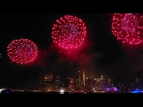 July 4th 2019  Macy's fireworks, New York City