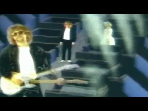 Lift Me Up - Jeff Lynne