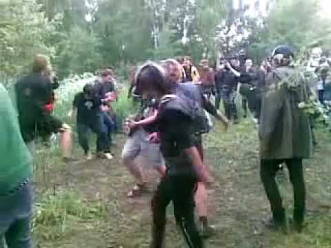 «Свора» и «Колесо Дхармы» в лесу в Бутово (2009)