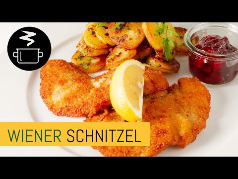 Klassisches Wiener Schnitzel mit Bratkartoffeln