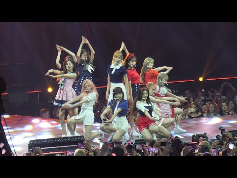 190706 IZ*ONE(아이즈원) - La Vie en Rose(라비앙로즈) KCON NY 2019