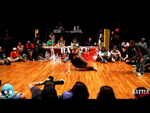 BATTLE BAD 2012 - 1/2 FINALE BREAK 1 VS 1 -  SCHOOCH VS CHAKAL - HKEYFILMS
