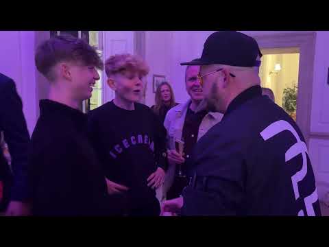 PHIL PEARSON   |   BRIGHTON MAGICIAN video.