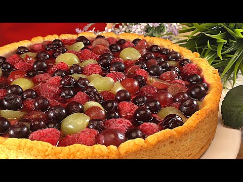 Old 100 year old Tyrolean recipe! Austrian recipe with berries on shortcrust pastry.