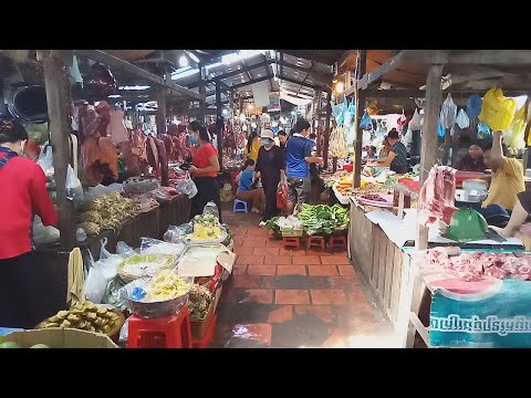 ToulTomPoung Market View Inside - Cambodian Street Food Tour