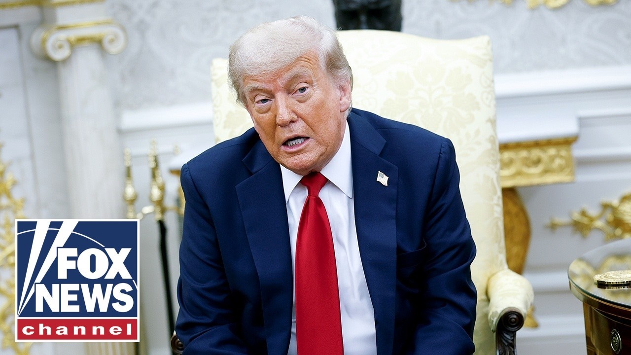 WATCH LIVE: Trump meets with US travel execs in Oval Office