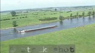 preview picture of video 'Aerial image Dutch river IJssel'