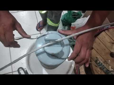 2 TYPES OF CABLE BINDING, ON TOP INSULATOR.